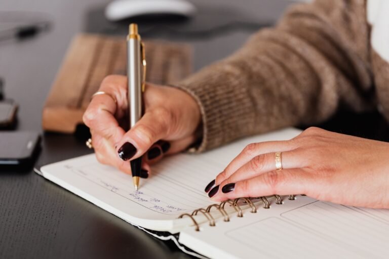 What are the duties of a writer?